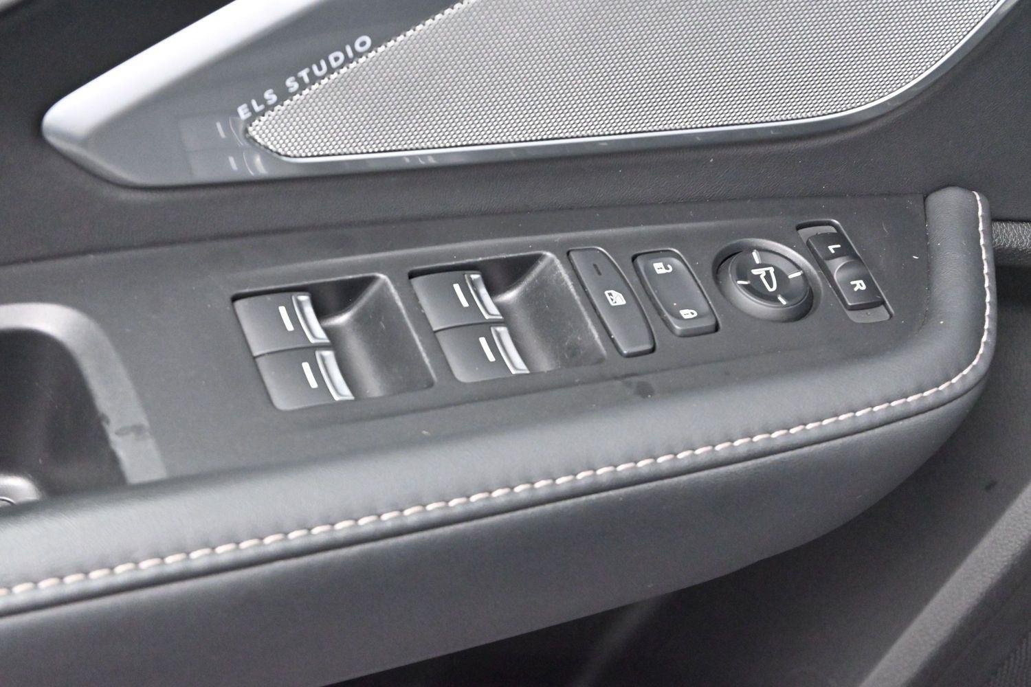 Used 2024 Majestic Black Pearl Acura SH-AWD w/Tech image 12