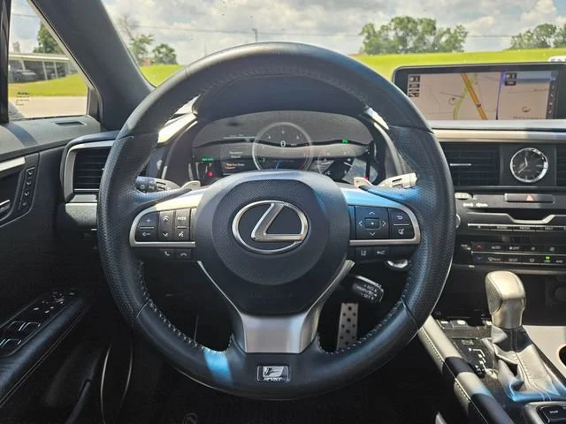 Used 2016  Lexus F Sport image 14