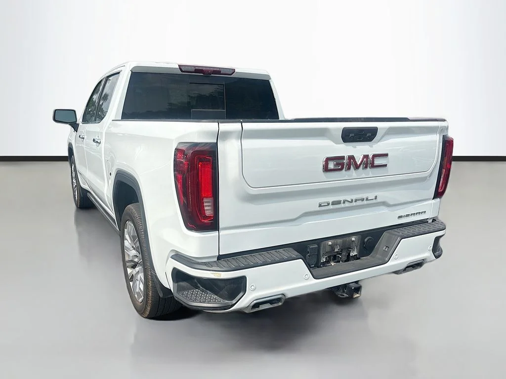 Used 2022 Summit White GMC Denali image 7