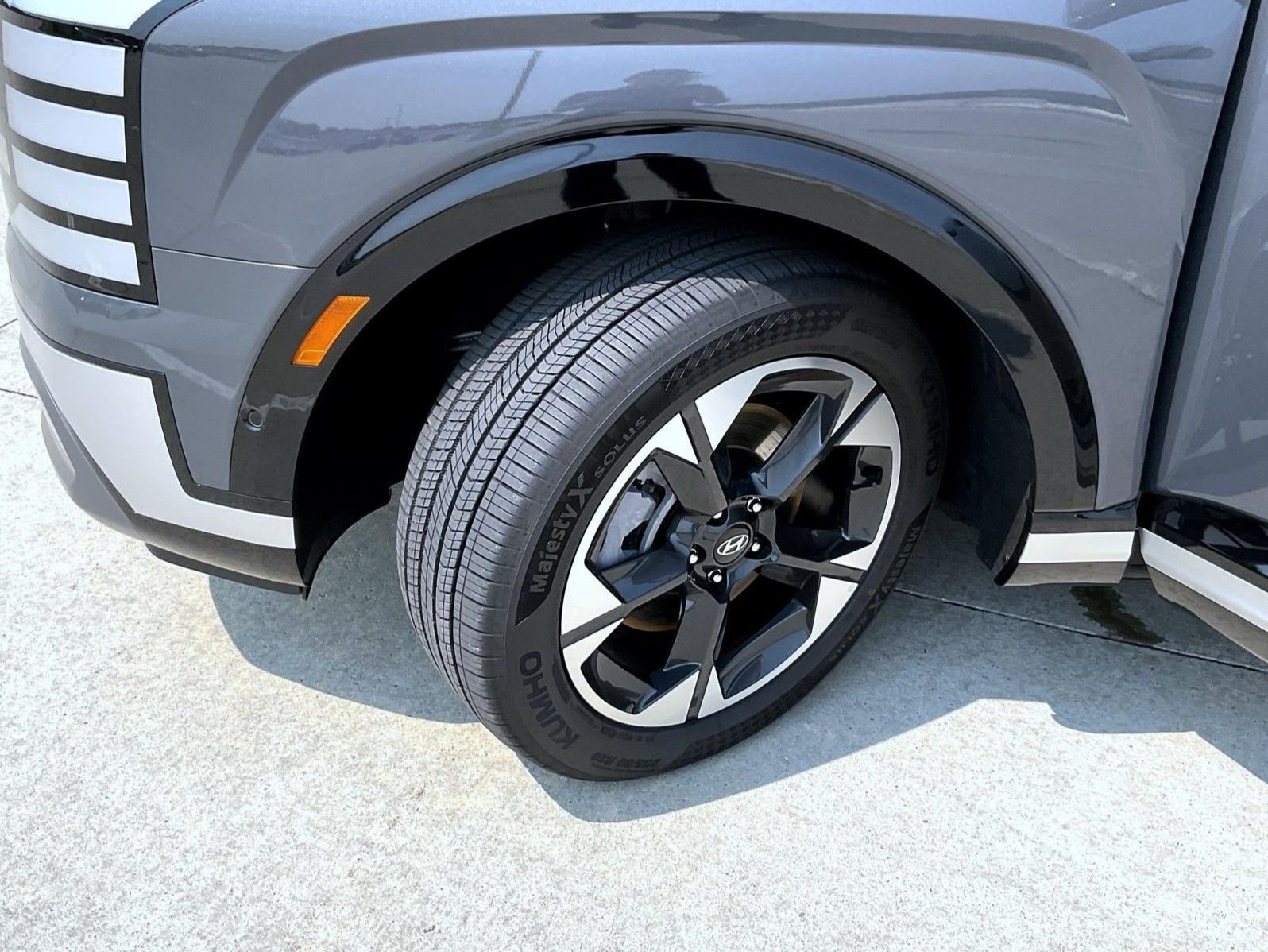2026 Hyundai Palisade Limited - Photo 26