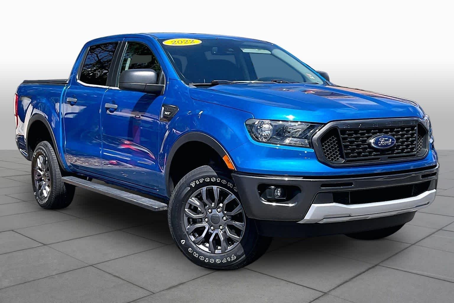 Used 2022 Velocity Blue Ford XLT image 3