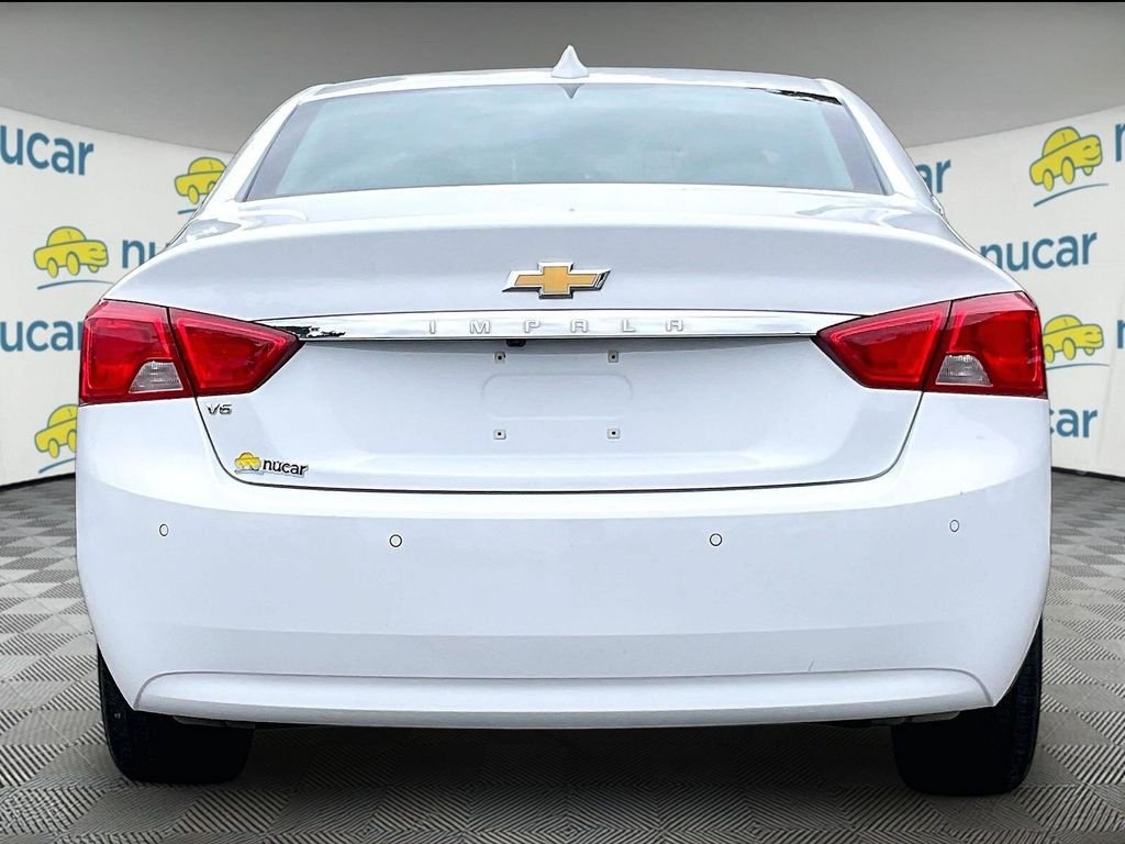 Used 2019 White Chevrolet LS image 5