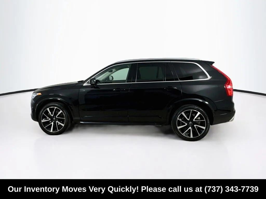 Used 2021 Onyx Black Metallic Volvo T6 Momentum image 4