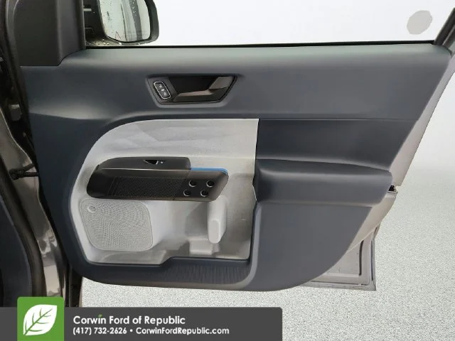 New 2026 Carbonized Gray Metallic Ford XLT image 28