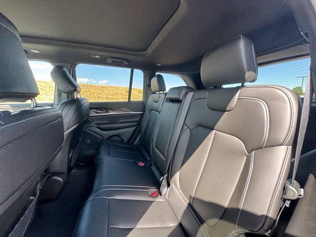 New 2027 High Gloss Black Jeep Limited image 21