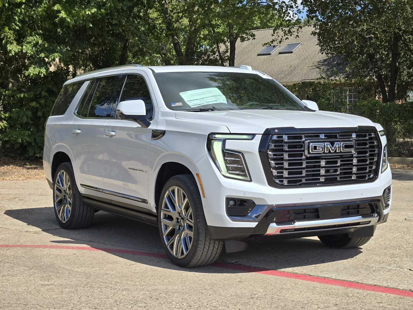 New 2027 Glacier White Tricoat GMC Denali Ultimate image 2