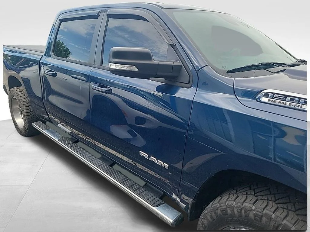 Used 2022 Blue Ram Big Horn/Lone Star image 4