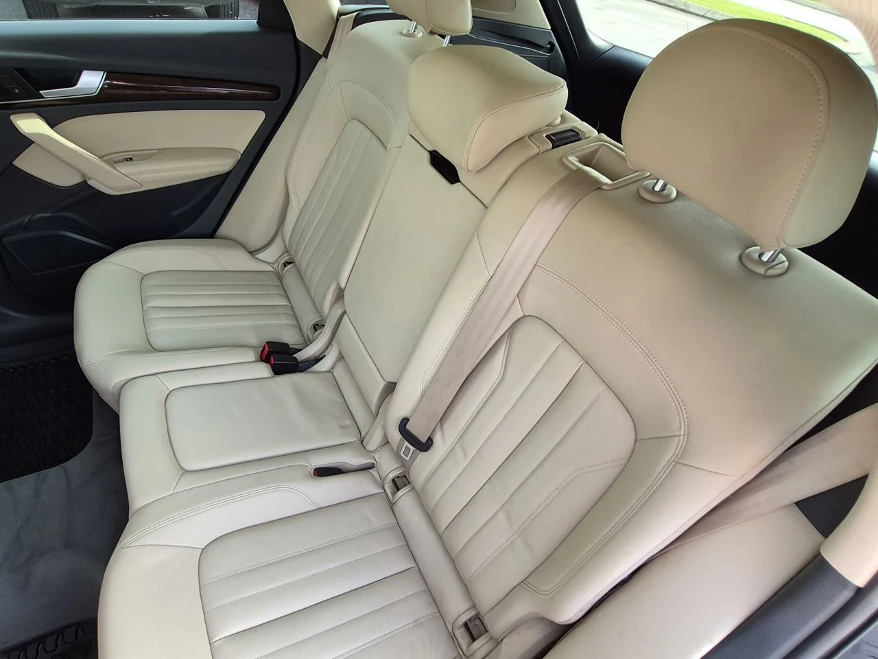 Used 2019 Black Audi Premium Plus image 26