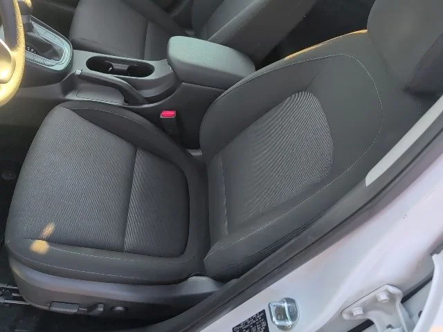 Used 2023 White Hyundai SEL image 17