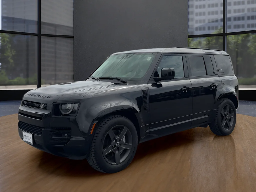 Used 2024  Land Rover X-Dynamic SE image 1
