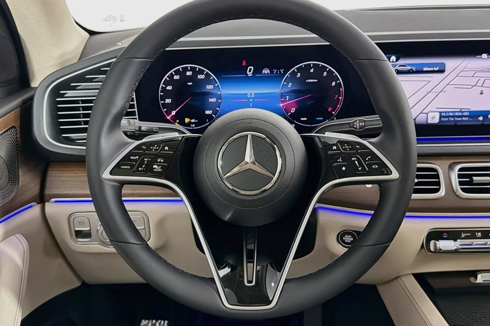 New 2026 Polar White Mercedes-Benz GLE 450 4MATIC® SUV image 17