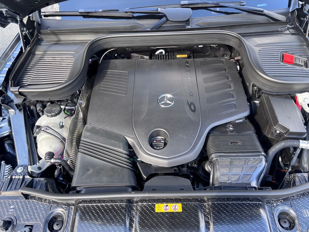 New 2026 Selenite Grey Metallic Mercedes-Benz GLS 450 image 26