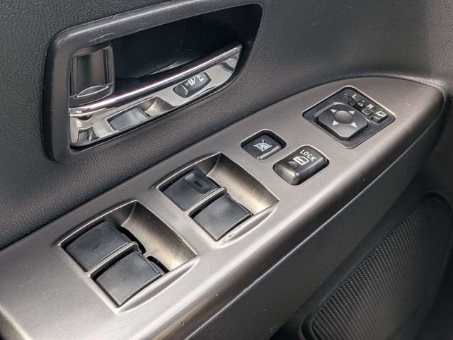 Used 2024 Silver Mitsubishi 2.0 SE image 27