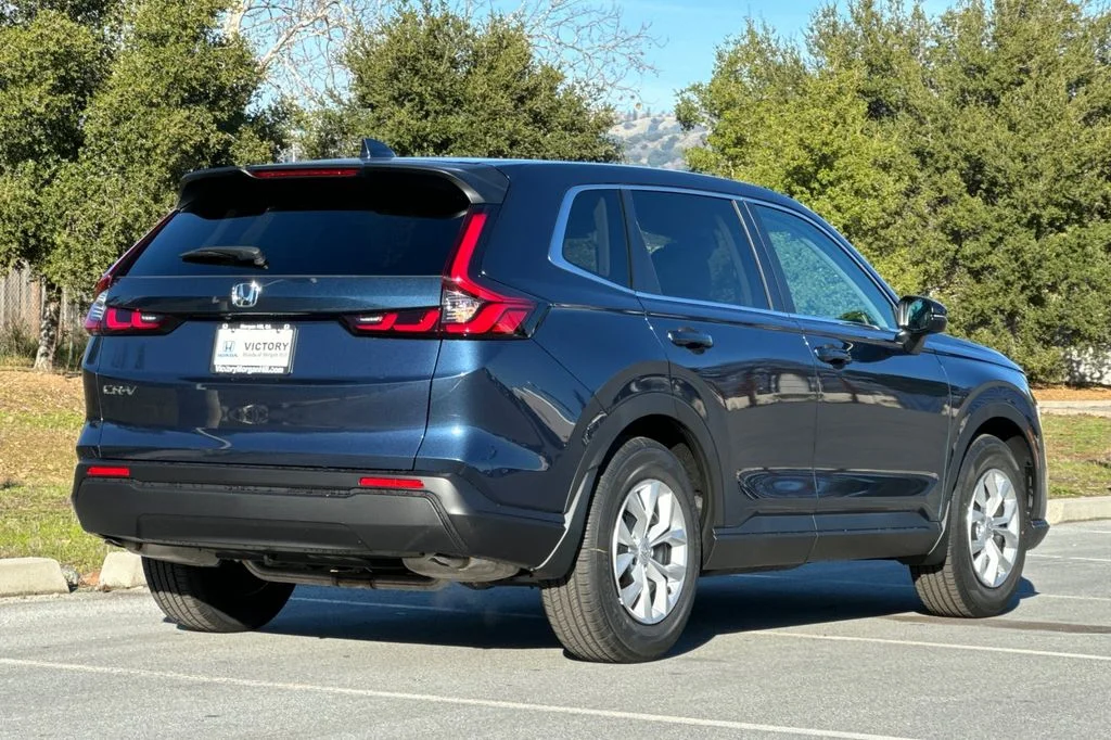 Used 2025 Canyon River Blue Metallic Honda LX image 4