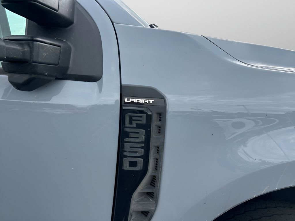 Used 2024 Gray Metallic Ford Lariat image 13