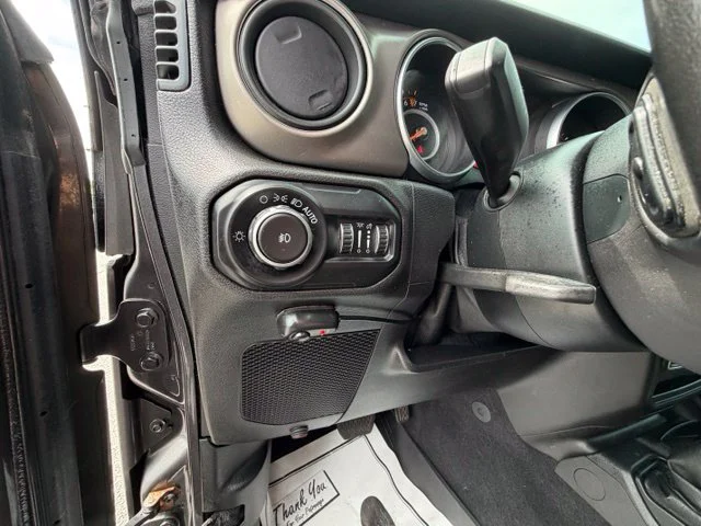 Used 2020 Gray Jeep Unlimited Sport S image 16