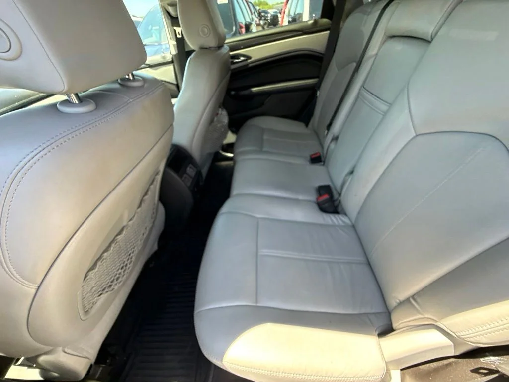Used 2014 Silver Cadillac Base image 21