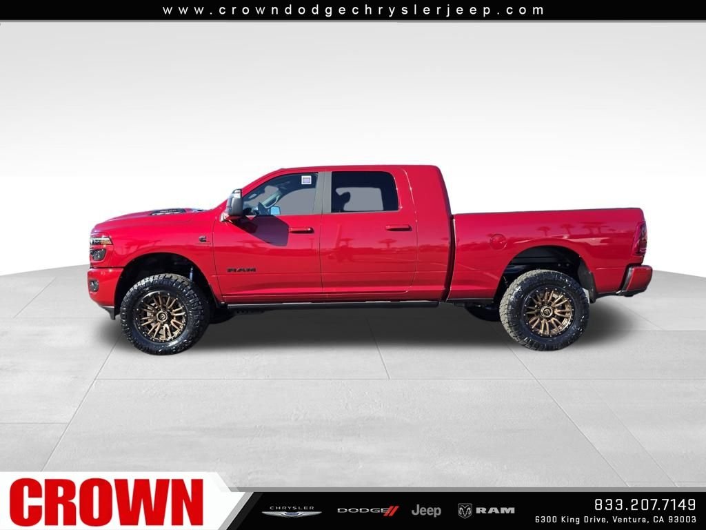 New 2026 Molten Red Pearl-Coat Exterior Paint RAM Laramie image 8