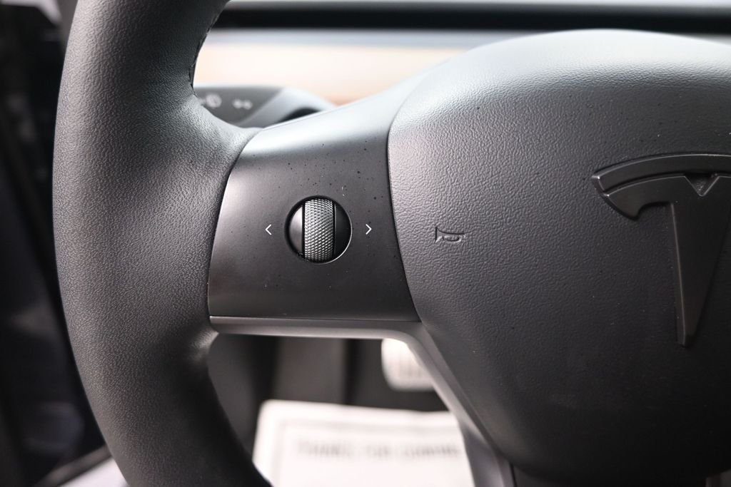 Used 2022 Midnight Silver Metallic Tesla Performance image 22
