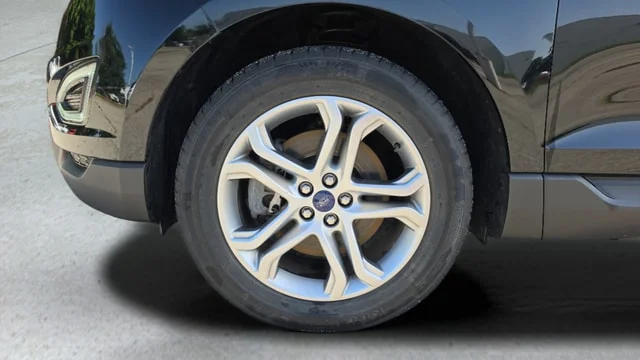 Used 2016 Shadow Black Ford Titanium image 27