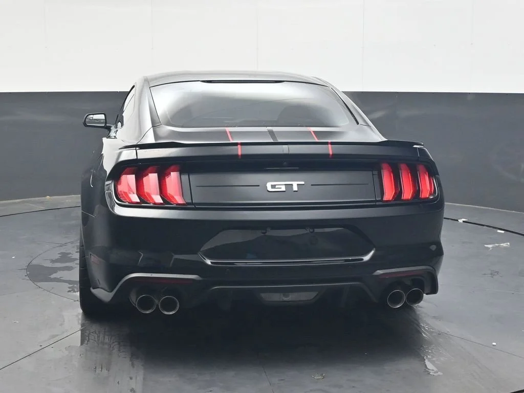 Used 2018 Black Ford GT image 5