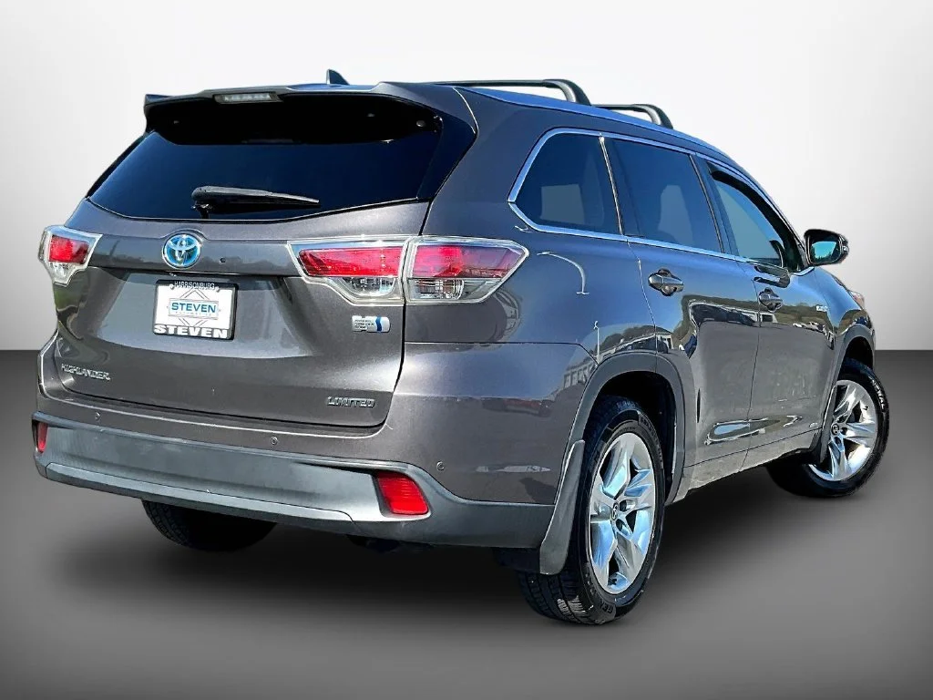 Used 2016 Gray Toyota Limited Platinum image 6