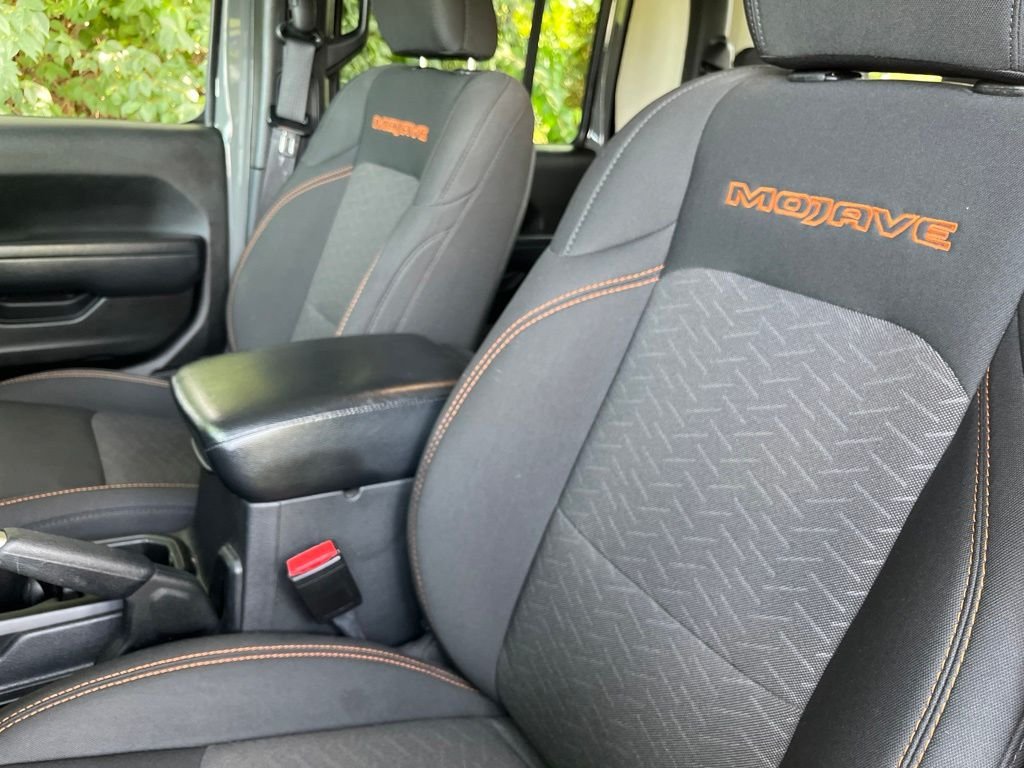 Used 2022 Gray Clearcoat Jeep Mojave image 32