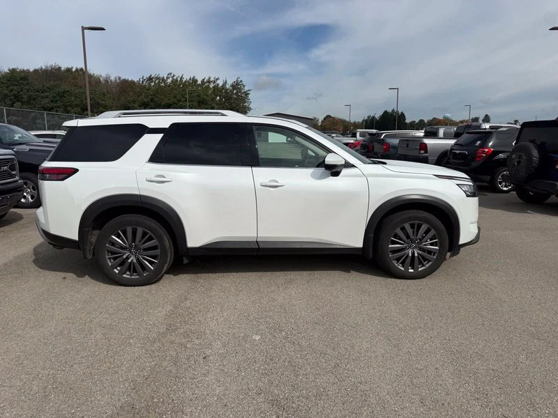 Used 2025 White Nissan SL image 16