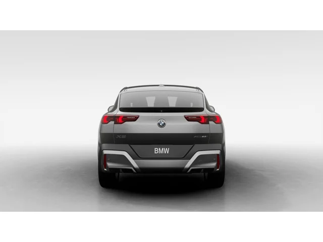 New 2027 Skyscraper Grey Metallic BMW  image 5