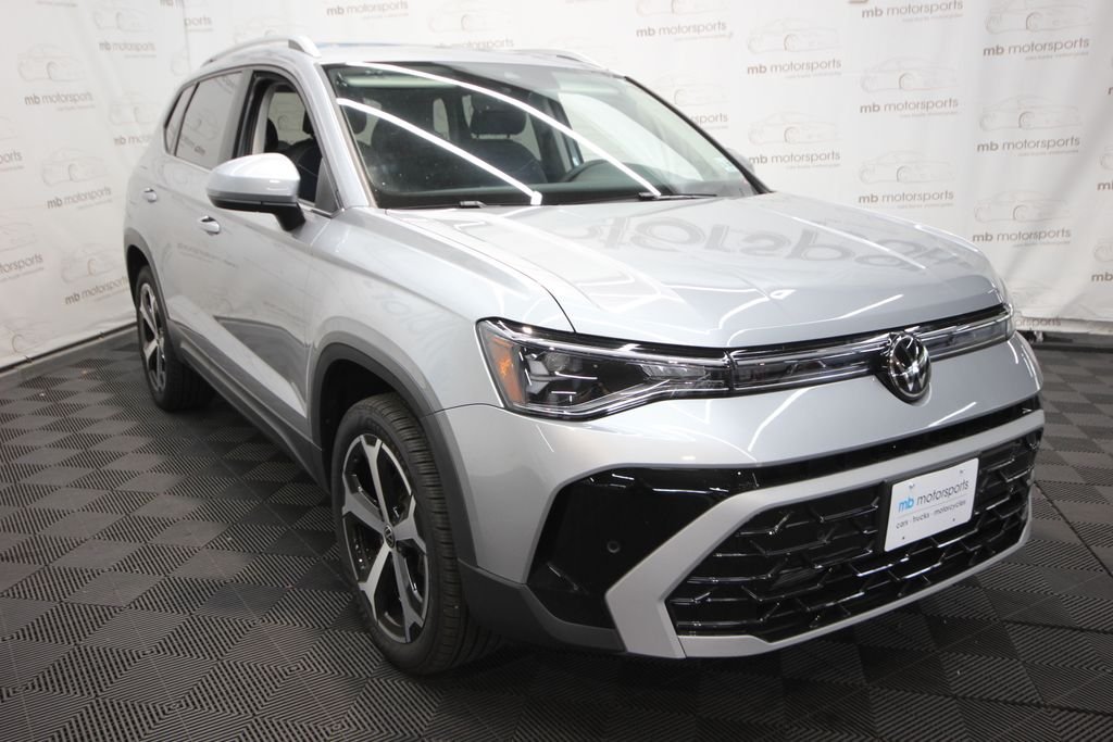 2025 Volkswagen Taos SEL - Photo 13