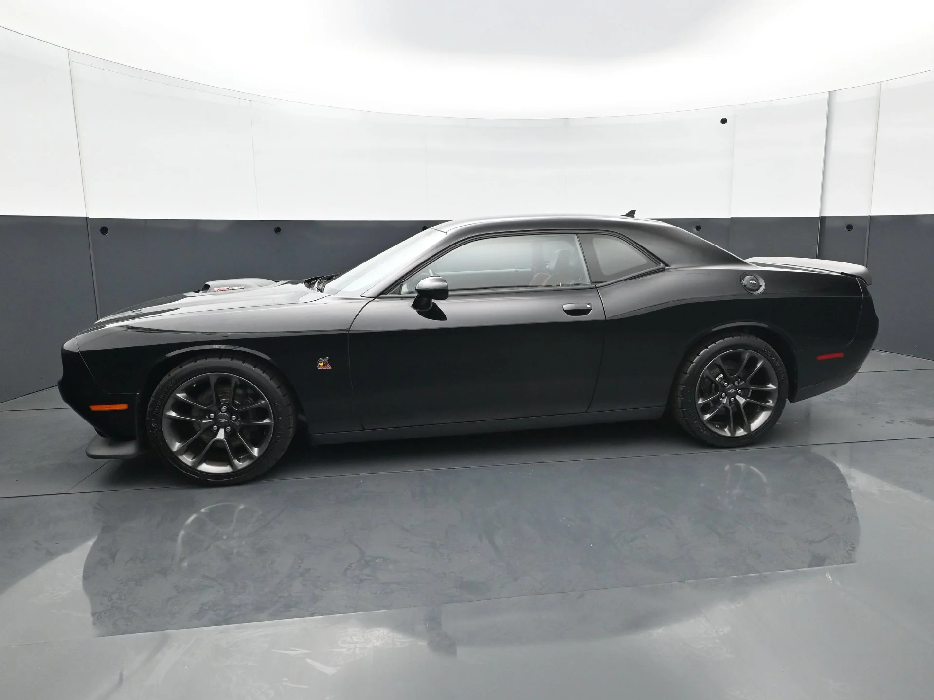 Used 2021 Dodge Challenger R/T with VIN 2C3CDZFJ9MH594079 for sale in Hopkins, Minnesota