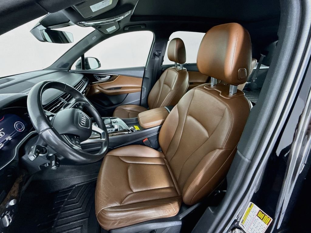 Used 2017 Black Audi 3.0T Prestige image 5