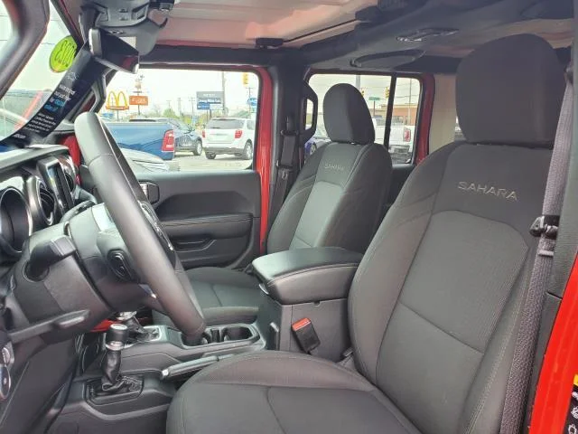 2023 Jeep Wrangler 4-Door Sahara - Photo 6