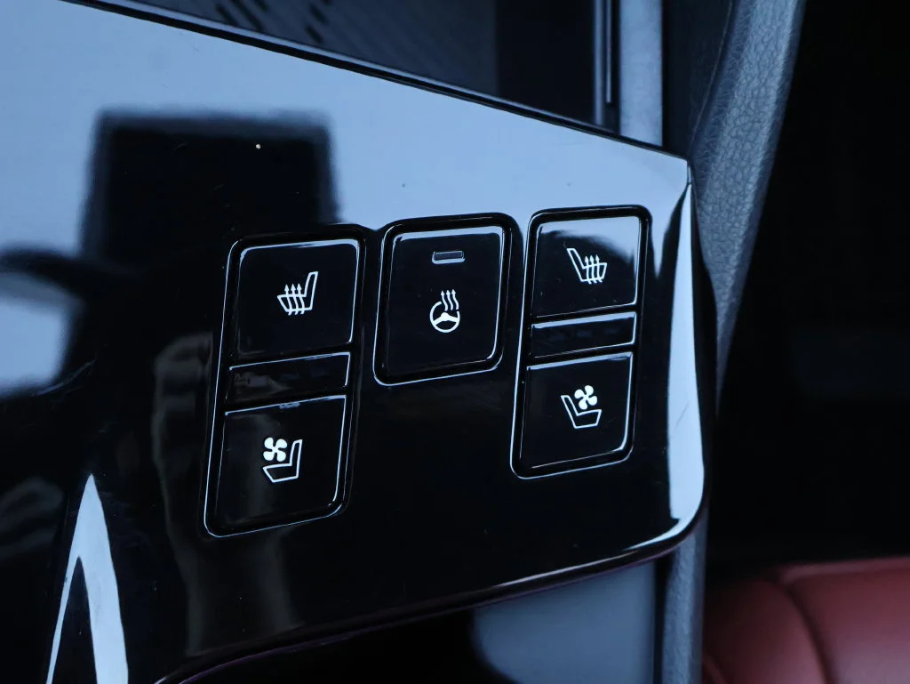 Used 2025 Black Kia SX-Prestige image 50
