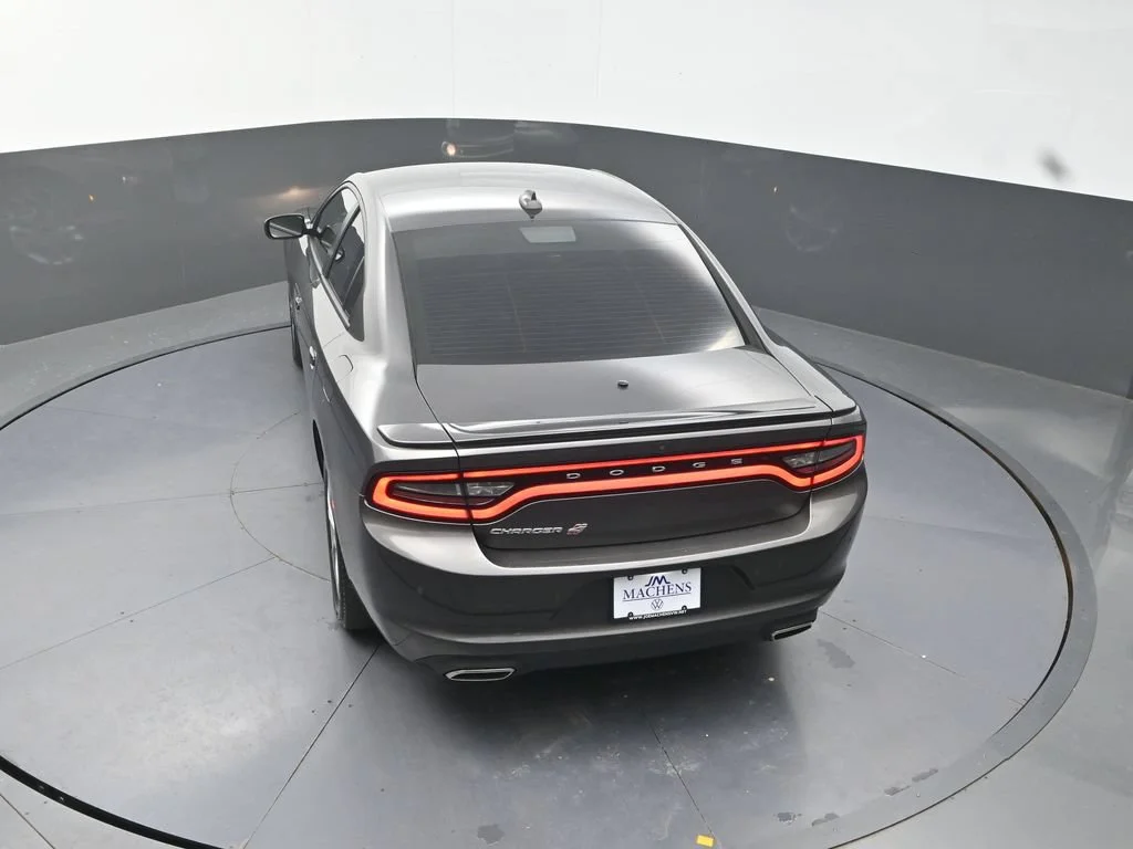 Used 2020 Gray Dodge SXT image 19