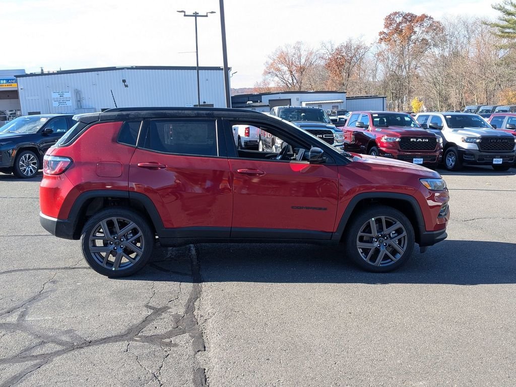 New 2026 Red Hot Pearlcoat Jeep Limited image 2