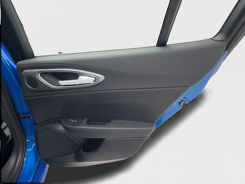 New 2026 Blue Alfa Romeo Base image 28