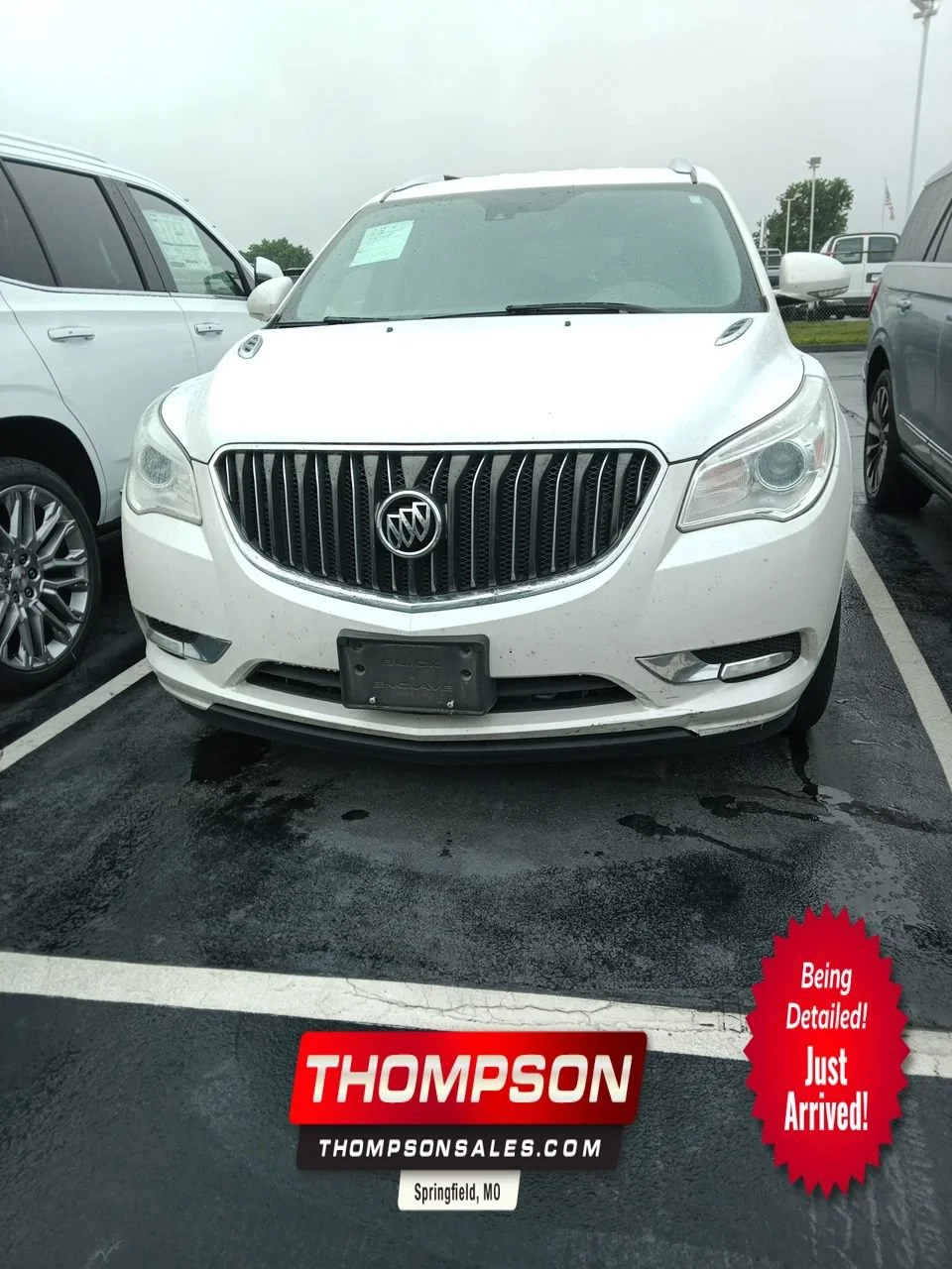 Used 2017 WHITE FROST TRICOAT Buick Leather image 1
