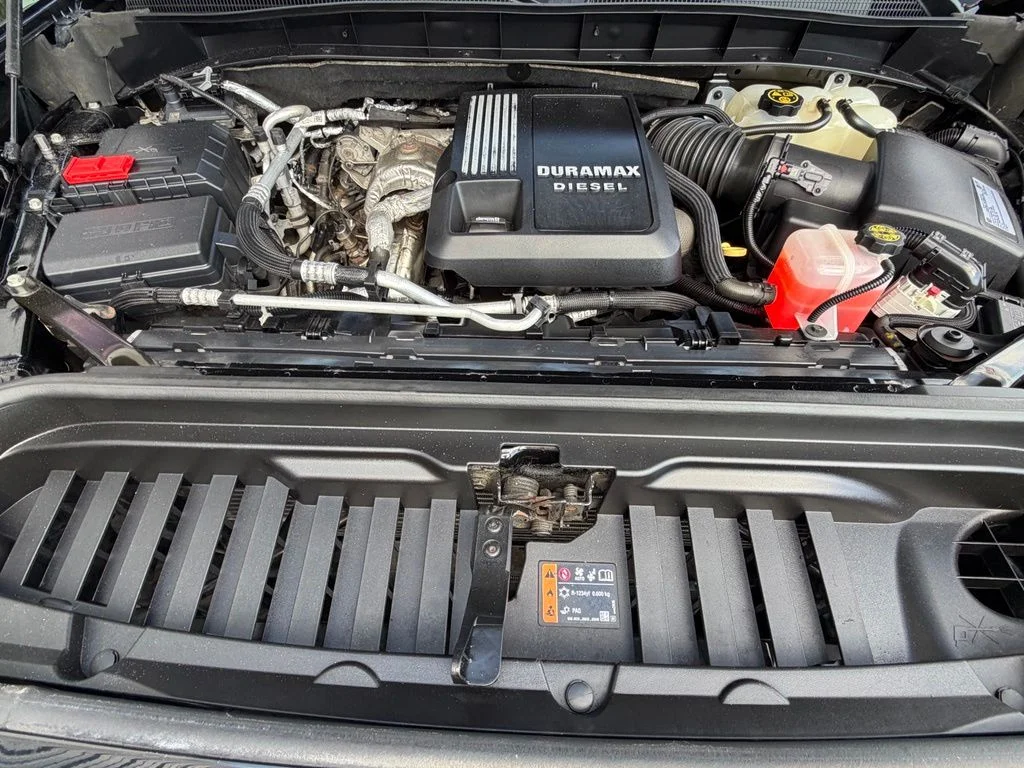 Used 2021 Black GMC Elevation image 7
