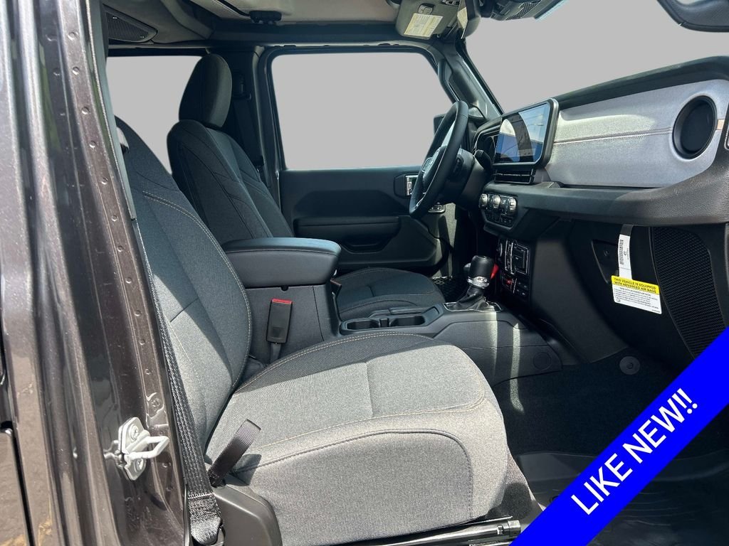 Used 2025 Gray Jeep Willys image 15