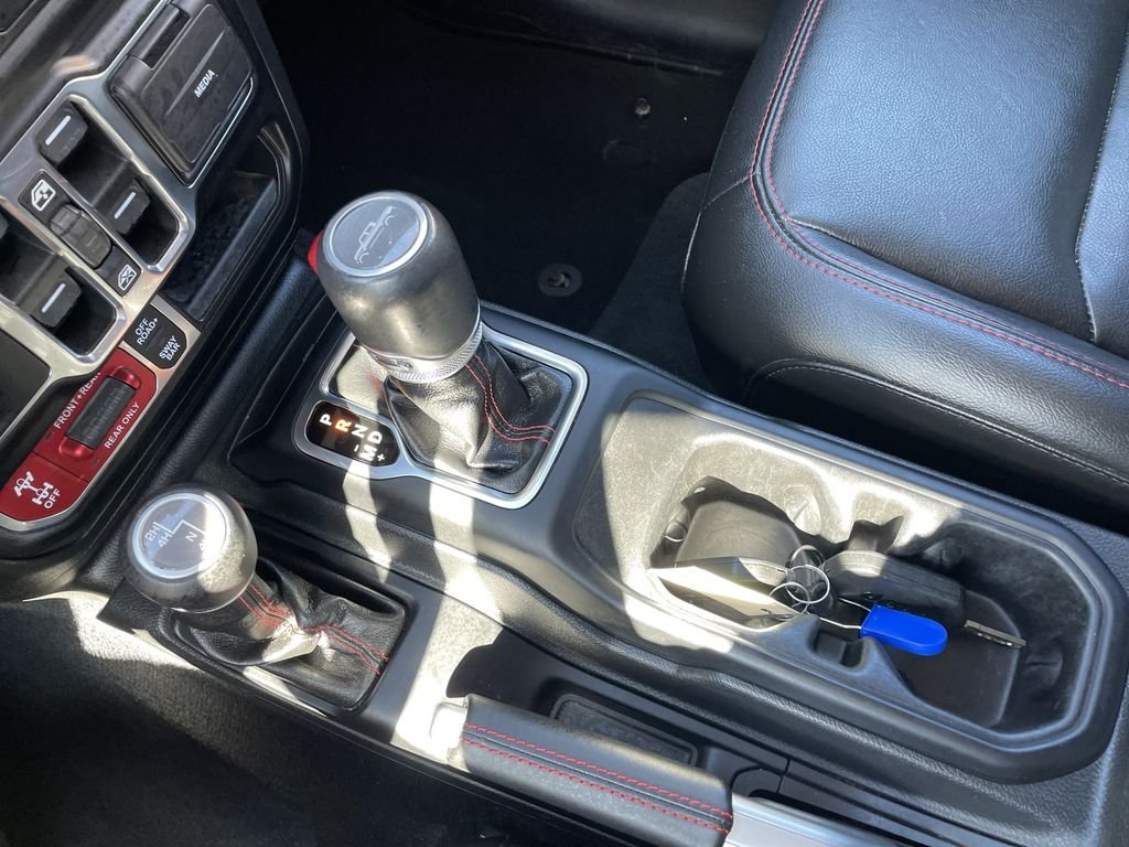 Used 2022 Blue Jeep Rubicon image 21