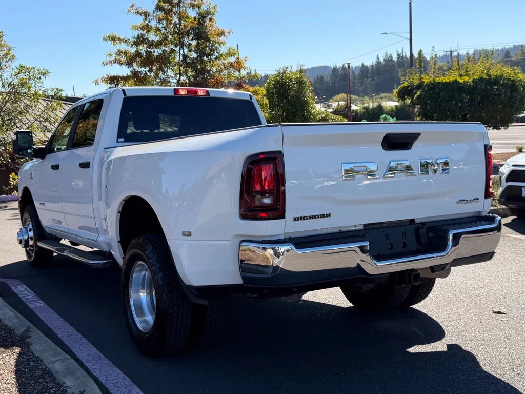 Used 2026 White Ram Big Horn image 5