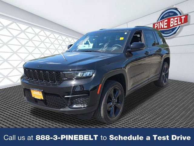 Certified Used 2024 Diamond Black Crystal Pearlcoat Jeep Altitude image 1