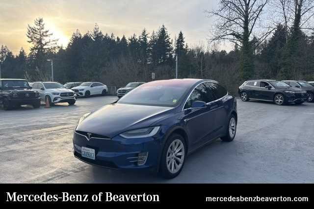 2019 Tesla Model X Long Range's photo
