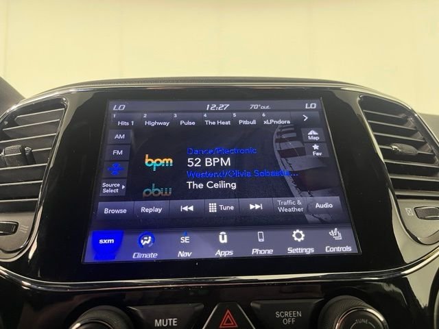Used 2020 Black Jeep Limited image 27