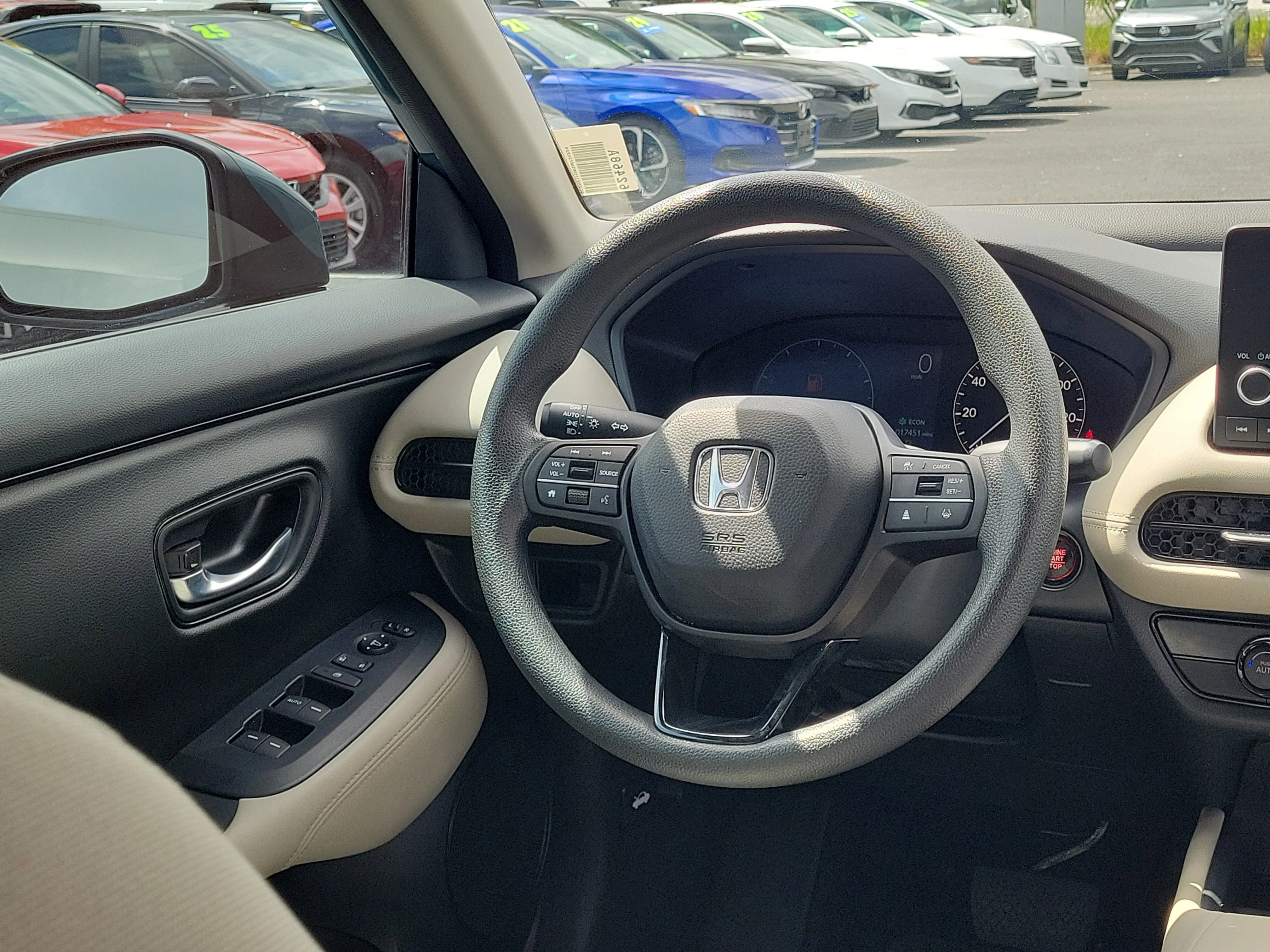2025 Honda HR-V LX - Photo 40