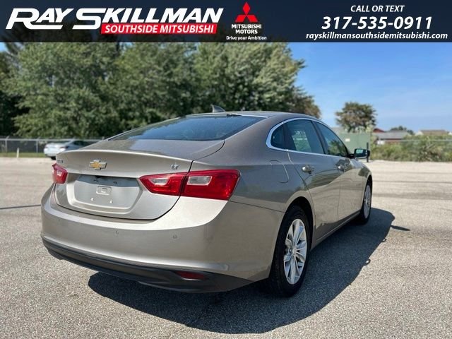 Used 2024 Gray Chevrolet LT image 5