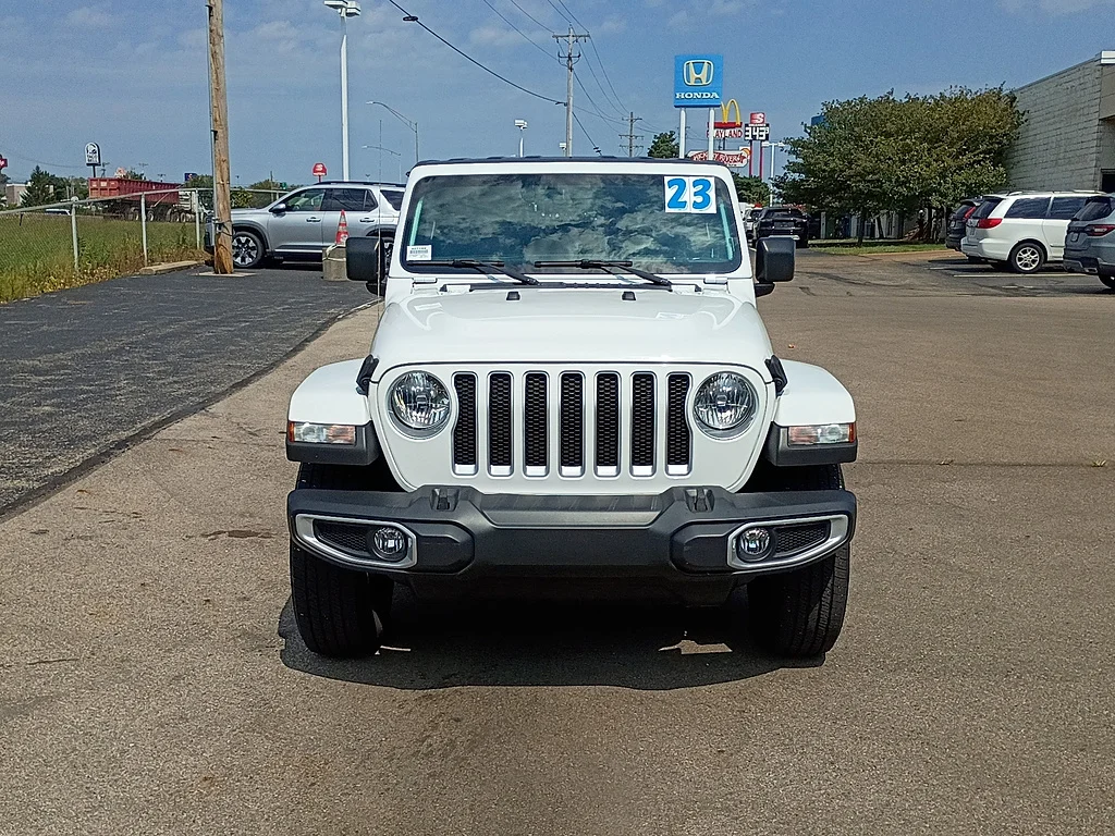 Used 2023 Bright White Clear Coat Jeep Sahara image 8