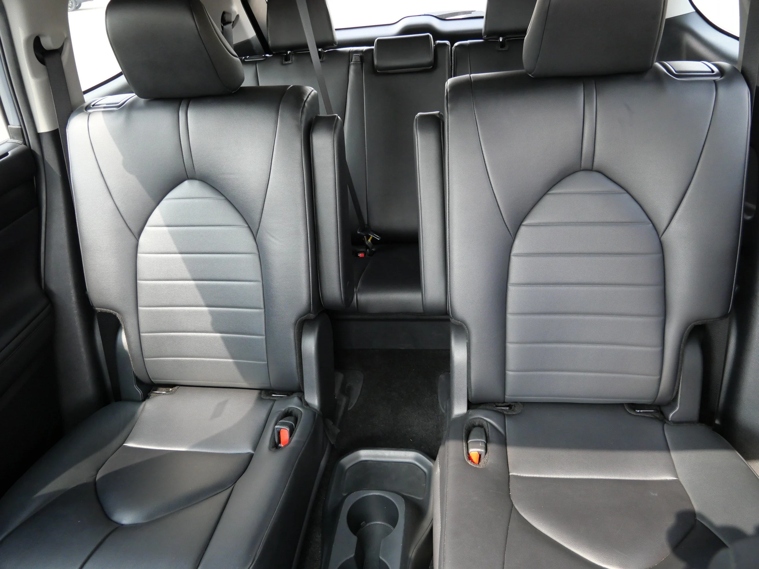 2024 Toyota Highlander XLE - Photo 13