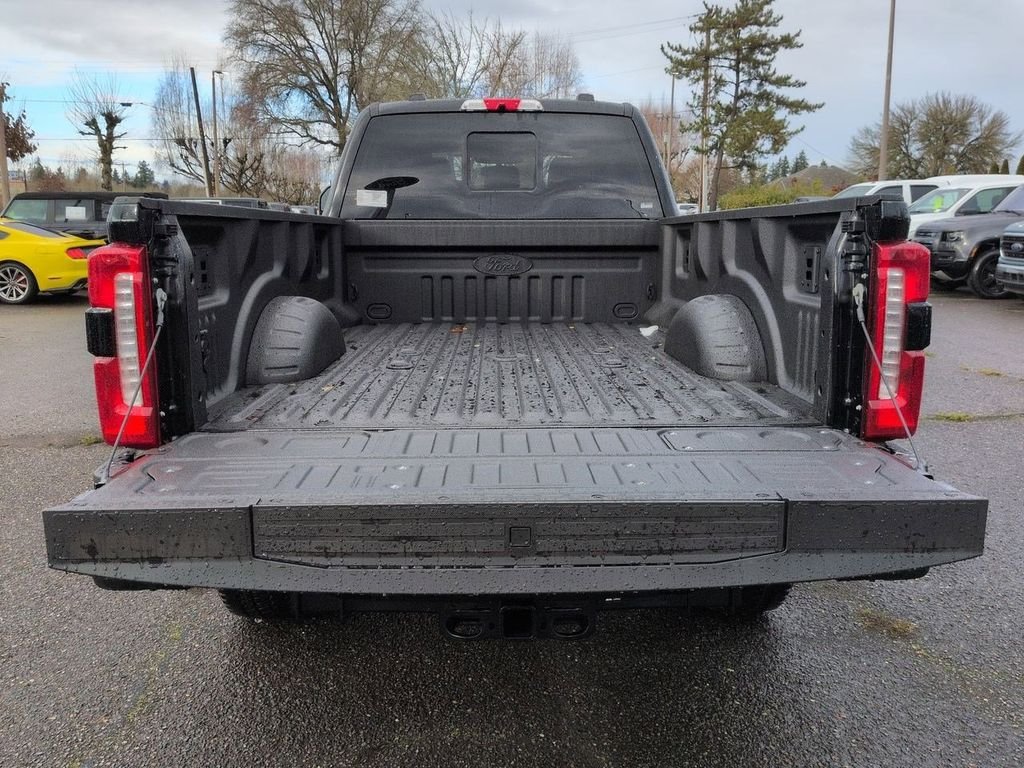 New 2026 Agate Black Metallic Ford F-350® Lariat® image 61
